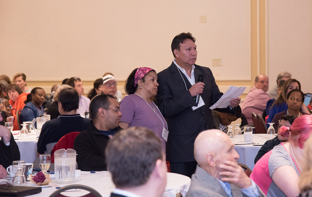 Richard Villavicencio and audience member ask question